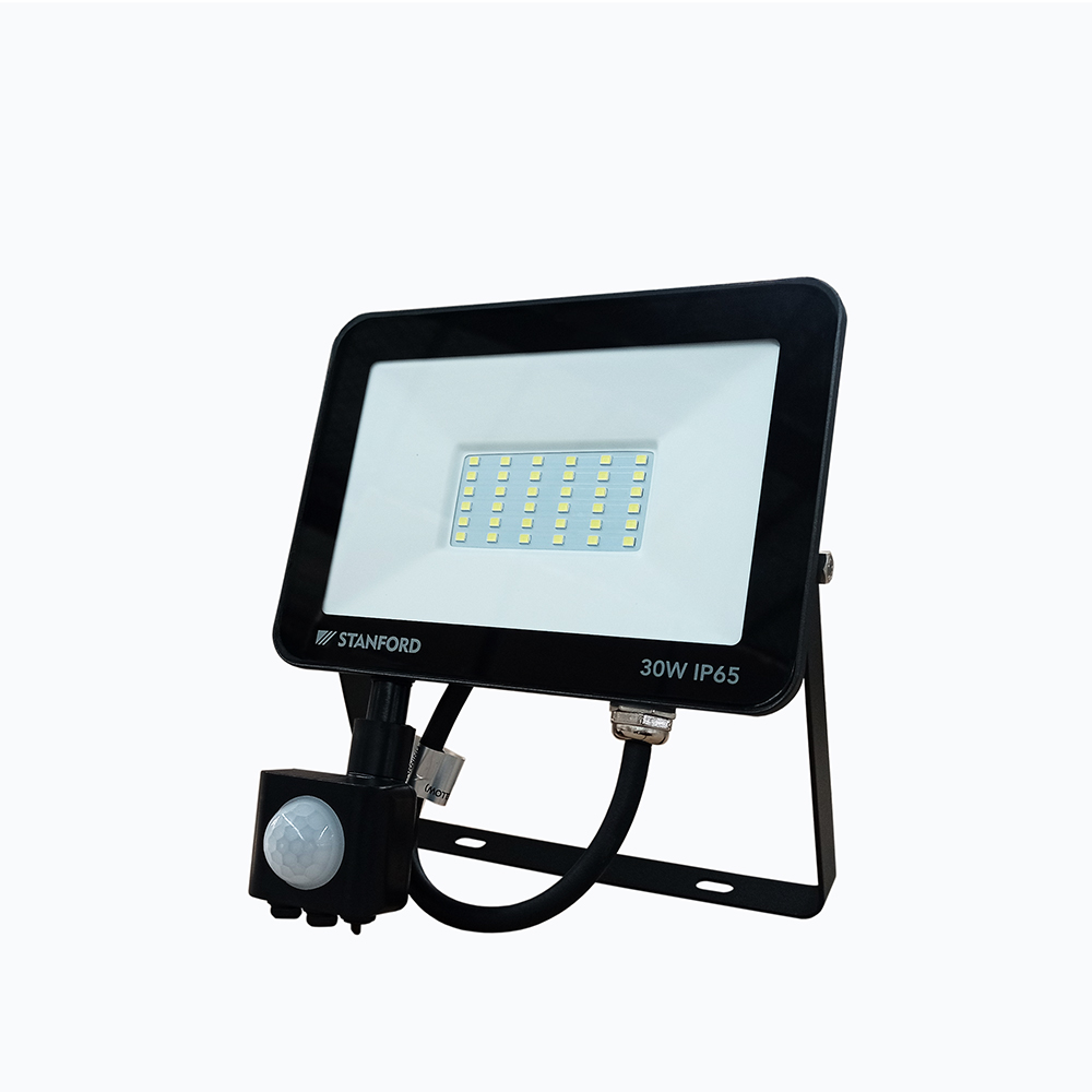 proyector-de-area-slim-150w-6500k-13500lm-ip65-90l Proyector de Area Slim 150W 6500K 13500LM IP65 90LM/W Certificacion SEC WS - Imagen 1